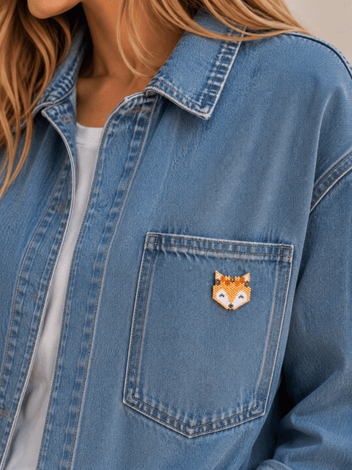 Renard avec couronne de fleurs 